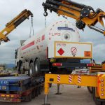 32m³ LPG Bobtail Truck Flat Rack Container Port Loading